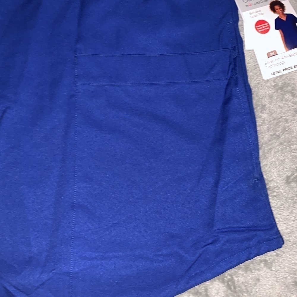 NWT Climate Right by Cuddl Duds Scrub Top - Picture 5 of 6